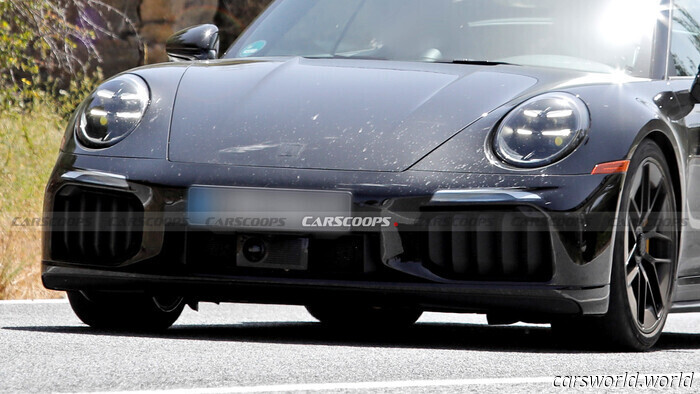 911 Turbo впервые ощутил электричество | Carscoops